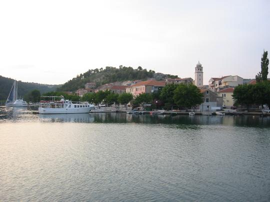 121-2172_IMG.jpg